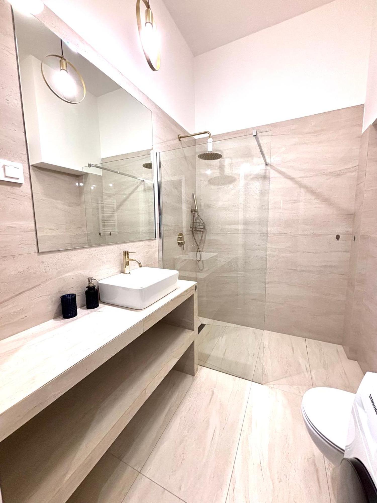 White Glove Deluxe Sielska - Jezioro Ukiel Apartament *